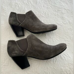 Gray suede booties Size 9 Vaneli - free with bundle